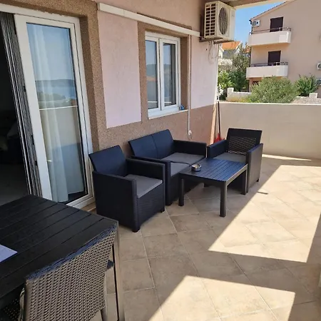 Apartman Mirko Rogoznica * Rogoznica (Sibenik-Knin)