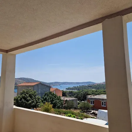 Apartman Mirko Rogoznica